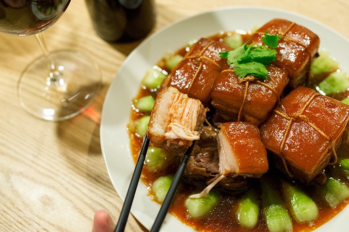 年夜飯‧烤甘蔗與香煎白鯧,森林莓果系與東坡肉